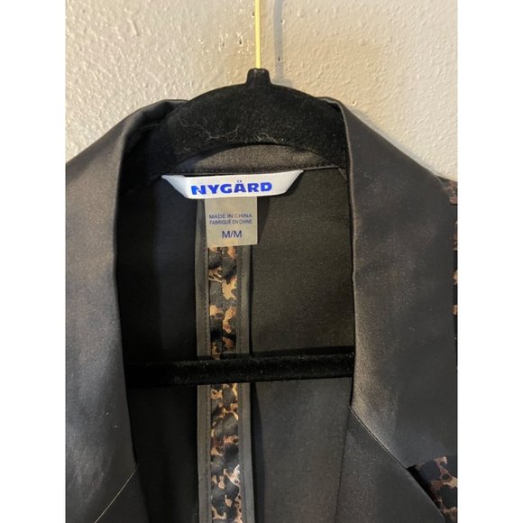 Nygard Jacket M Medium Black Brown Gold Animal Print Rolled Cuff Lightweight NWT - Picture 8 of 12